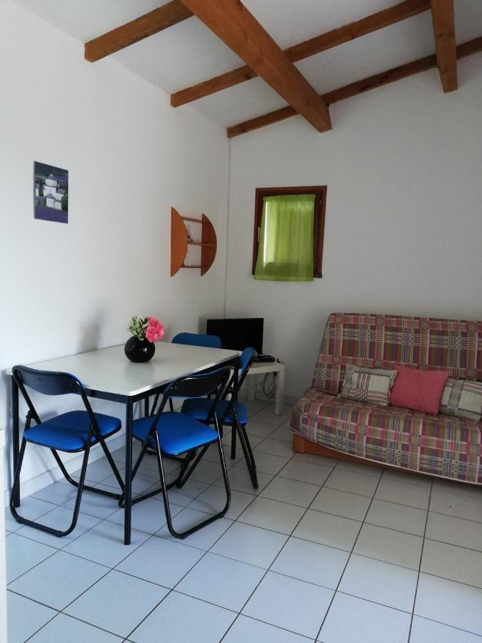 Hotel Espace Loisirs Saint-Martin-dʼArdèche Esterno foto