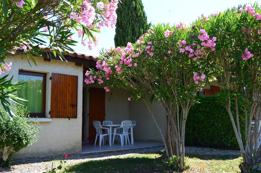 Hotel Espace Loisirs Saint-Martin-dʼArdèche Esterno foto